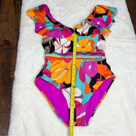 Trina Turk Gemini Ruffle One Piece Size 6 - Picture 16 of 16